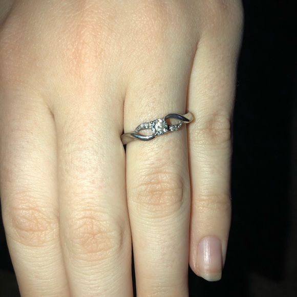 Kay jeweler diamond ring - Picture 3 of 3